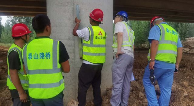 新寧總監(jiān)辦配合檢測單位對橋涵工程進(jìn)行交工檢測