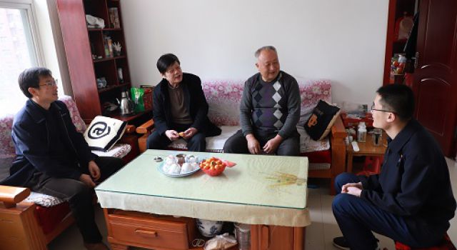 情系國外員工、走訪慰問家屬----公司工會主席一行走訪慰問赴南蘇丹朱巴-倫拜克項目員工家屬