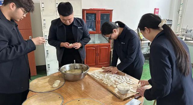 沂南縣交通工程總監(jiān)處慶祝立冬：包餃子、話傳統(tǒng)、增凝聚